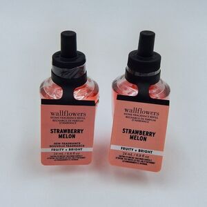 Bath Body Works Strawberry Melon White Barn Wallflowers Refill Lot of 2